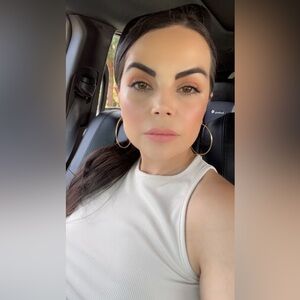 Meet your Posher, Arlene